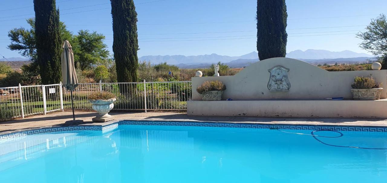 Mayfair Farm Cottages Oudtshoorn Extérieur photo
