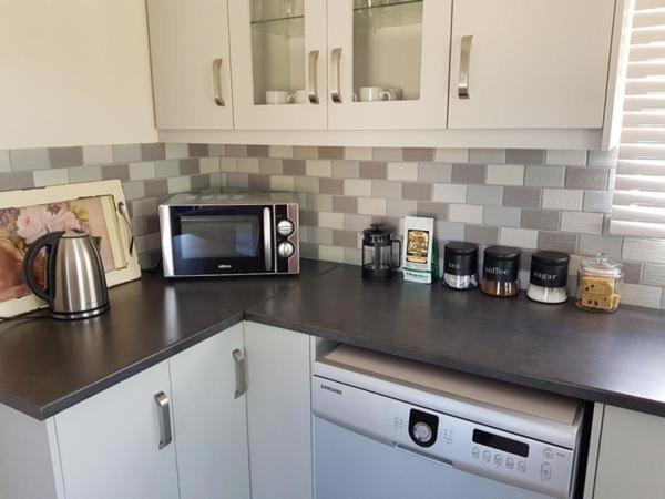 Mayfair Farm Cottages Oudtshoorn Extérieur photo