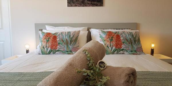 Mayfair Farm Cottages Oudtshoorn Extérieur photo