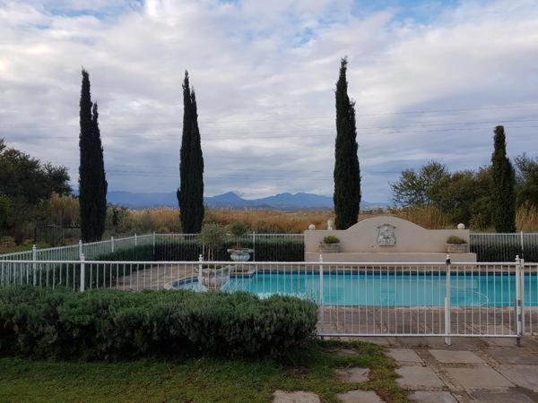 Mayfair Farm Cottages Oudtshoorn Extérieur photo