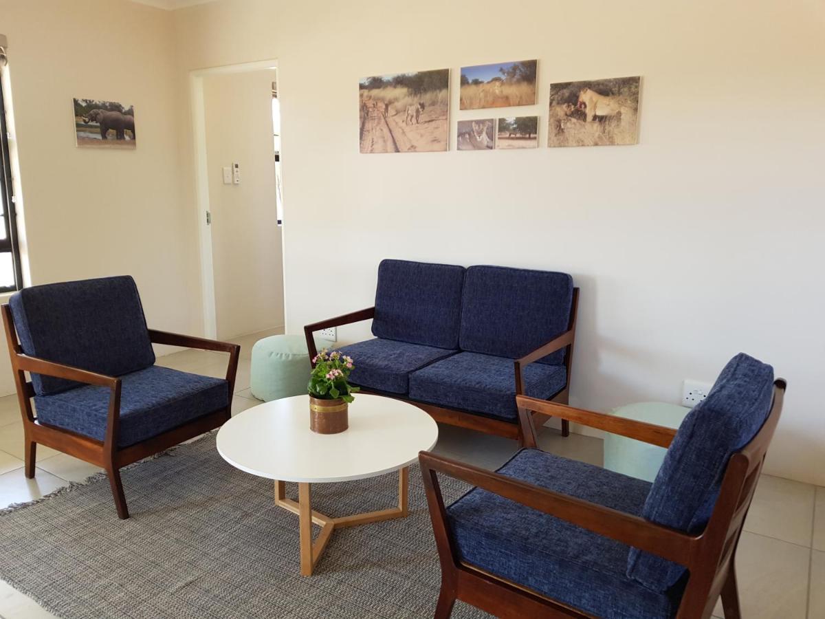 Mayfair Farm Cottages Oudtshoorn Extérieur photo